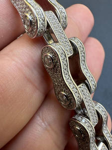 กำไลข้อมือจักรยานฮิปฮอปสีเงินสเตอริง925แนววินเทจของผู้ชายกำไลข้อมือ3D เพชรโมอิสขนาด12มม. สำหรับเป็นของขวัญในงานปาร์ตี้ - Product Image 2