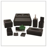 Kit de Amenidades Premium para Huéspedes de Hotel en Caja Blanca Incluye Loción Corporal, Champú, Acondicionador, Jabón de Baño, Gel de Ducha y Kit de Costura
