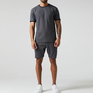 Ensemble deux pièces d'été pour homme de haute qualité, vêtements d'extérieur 100 % coton respirant à séchage rapide, style urbain, logo personnalisé - Product Image 1