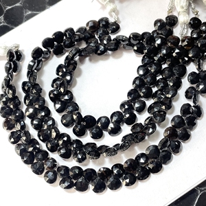 <b>Black</b> Onyx Faceted <b>Heart</b> Shape Briolette Beads, 7MM Calibrated Gemstone Beads, Wholesale Beads shop - Product Image 6
