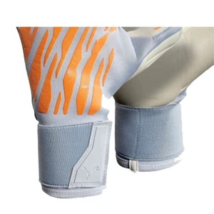 Gants en latex de football pakistanais personnalisables de haute qualité équipement de gardien de but de football professionnel équipement de sport respirant pour l'extérieur - Product Image 2
