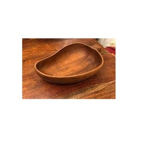 Plateau en bois de haute qualité et forme de feuille de taille personnalisée et dernier design poli brillant et décoration de table - Product Image 3