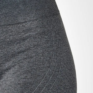 Ropa Deportiva para Prácticas Deportivas, Rutinas de Ejercicio y Uso Diario con un Diseño Limpio y Sencillo - Product Image 5