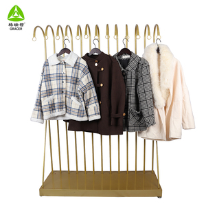 Dubai vestiti invernali usati cappotto da donna in balle <span class=keywords><strong>abbigliamento</strong></span> usato <span class=keywords><strong>di</strong></span> marca per donne adulti <span class=keywords><strong>azienda</strong></span> <span class=keywords><strong>di</strong></span> <span class=keywords><strong>abbigliamento</strong></span> usato <span class=keywords><strong>di</strong></span> alto livello - Product Image 6