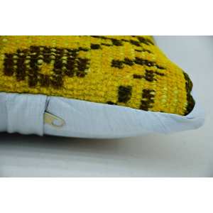 Almohada de lana de retazos Kantha amarilla, cojín decorativo de 8x16 pulgadas, estampado de tejido cuadrado bordado Floral Vintage para Navidad - Product Image 4