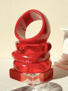 Bracelets en résine solide de haute qualité, imperméables, pour femmes, surface polie, bijoux de bras tendance pour les mariages et les célébrations, personnalisables - Product Image 2