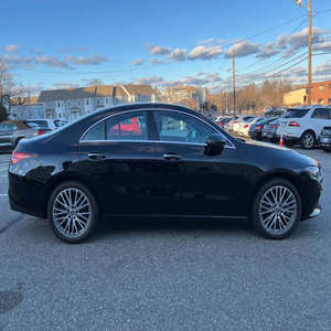 Mercedes-Benz CLA 2023 en Perfectas Condiciones - Product Image 3