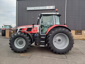Tractor Agrícola Massey Ferguson MF290 4x4 con Tracción en las Cuatro Ruedas, 70HP, con Caja de Cambios y Bomba - Product Image 2
