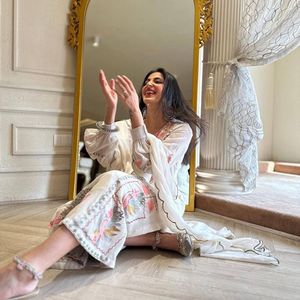 Ropa de boda de alta calidad Nuevo conjunto de pantalón Kurti-Pant Top de Georgette pesado de buena calidad con Georgette Palazzo completamente bordado y pesado - Product Image 5