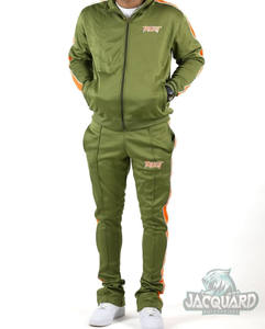 Conjunto Deportivo de Invierno Personalizado para Hombre, Cómodo, de Forro Polar de Poliéster, Chaqueta con Cuello y Pantalones, Todos los Colores - Product Image 1