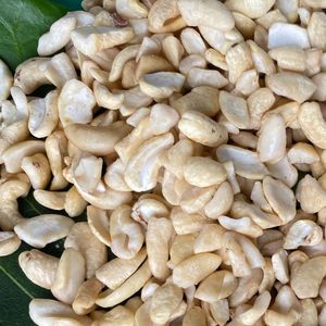 240เม็ดมะม่วงหิมพานต์จากเวียดนามกล่องดีบุกส่งออกไปยังเอเชียยุโรปตะวันออกกลางขายส่ง - Product Image 1