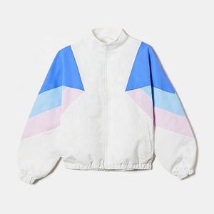 Conjunto de Shorts Cortavientos de Punto de Poliéster y Nailon Estilo Urbano para Mujer, Bloques de Color, Bordado, Patrones de Cremallera, Parches 2026 - Product Image 4