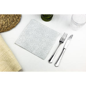 Servilletas Grises con Estampado Esparta de 40x40cm, Bambutex Natural, 600 Unidades, B2B - Product Image 2