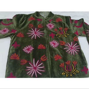 Chaqueta Bordada de Terciopelo Estampado al por Mayor con Cuello Mao, Técnica de Tejido para Fiestas de Invierno y Ocasiones Festivas - Product Image 1