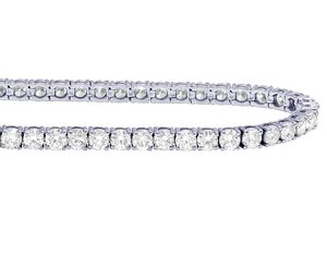 Bracelet de luxe en diamant cultivé en laboratoire en or 10 carats Design de tennis intemporel parfait pour les occasions spéciales et les cadeaux - Product Image 2