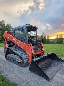 Kubota SVL75-3 Track Loader 74.3HP High Torque Compact Crawler Skid Steer Hydraulic Loader for Excavating Grading Farm Work - Product Image 1