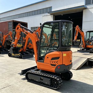 Miniexcavadora compacta de 1.2 y 1.3 toneladas, excavadora pequeña sobre orugas, para mercados no europeos como Sudamérica, ideal para construcción en granjas y jardines. - Product Image 4