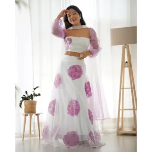 Conjunto de Lehenga de Organza Blanca Pintada a Mano para Mujer, Marca Shaurya - Product Image 4
