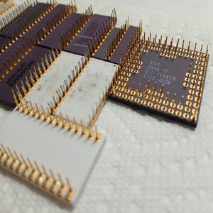 Lote de 17 Chips de Cerámica con Tapa Dorada Vintage para Recuperación de Oro y Colección - Product Image 1