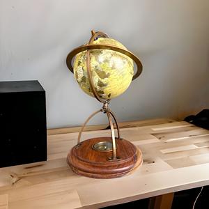 Globe terrestre de 4,5 pouces sur base en laiton/bois/verre avec boussole, décoration artistique élégante, ornement de bureau nautique - Product Image 4
