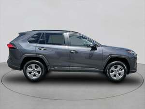 Toyota RAV4 XLE AWD 2023 / Disponible para la Venta con Bajo Kilometraje, Motor de Gasolina / Auto Usado en Excelentes Condiciones y Sin Accidentes - Product Image 2