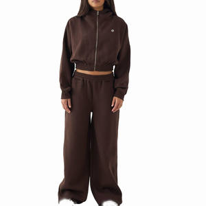 Ensemble de survêtement en molleton pour femmes, sweat à capuche zippé court avec pantalon large à taille élastique, deux pièces, pour la vente en gros - Product Image 1