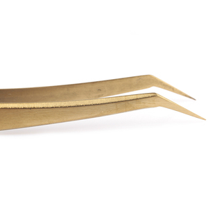 Nouvelle arrivée pince à épiler antidérapante Diamond Grip volume russe pince à épiler avec étui - Product Image 1