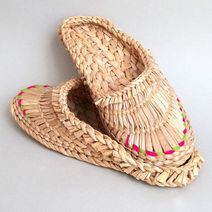 Sandales plates confortables à vendre, pantoufles en jacinthe d'eau, sandales en fibre écologique, tongs - Product Image 5