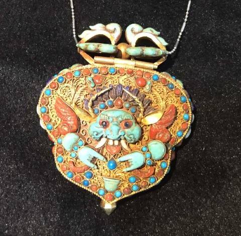 สีเขียว