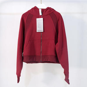Streetwear coupe ajustée sweats à capuche courts zippés pour femmes prix de gros pas cher col montant et capuche femmes fermeture éclair haut court à capuche - Product Image 5