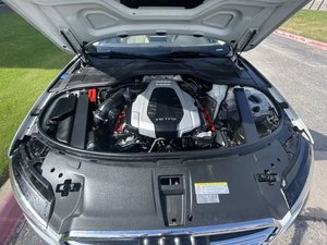 USADO LHD/RHD 2015 A U D I A8 L 3,0 T - Product Image 3