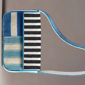 Sac à main en coton fait main pour femmes, pochette de soirée classique de luxe HUSSAIN CRAFTS, ornée de strass multicolores - Product Image 1