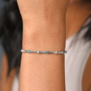 Pulsera CLARA de Plata Pura 925 con Símbolo de Infinito Azul, Bañada en Rodio y Oro, Amuleto Religioso con Zirconia, Regalo Religioso - Product Image 5