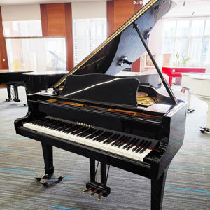 Yamahas G1B Baby Grand <b>Piano</b> 88-Key Solid Wood Classic Design with Rich Acoustic Tone for Stage and Studio High-Performance - Product Image 1