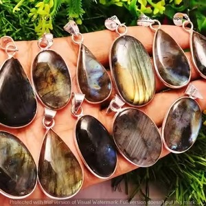 Vente chaude chrétien naturel Labradorite haute poli Cabochon pierre précieuse en vrac Vintage forme ovale pendentif à breloque femmes personnalisé - Product Image 6