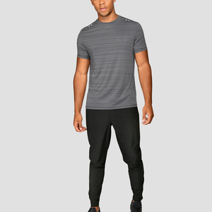 Camiseta personalizada profesional de la mejor calidad, camiseta al por mayor, camiseta ligera transpirable con logotipo personalizado - Product Image 4