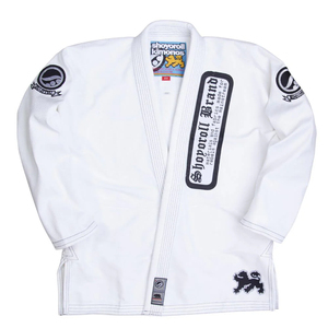 Uniforme de karaté de couleur unie pour hommes de haute qualité équipement d'art martial le plus vendu à un prix - Product Image 4