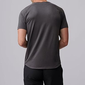 Camiseta de Alta Calidad 100% Algodón, 180 GSM, Diseño Liso con Logotipo Frontal, Cuello Redondo, Manga Corta, Cargada por Dress Sports - Product Image 3