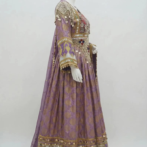 Robe traditionnelle pakistanaise vintage bohème pour couple, faite à la main, ethnique pashtun, longue jusqu'au sol, à manches longues, motif floral personnalisable - Product Image 2