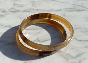 Brazalete de Cuerno de Búfalo Moderno, Ecológico, Pulido a Mano, de Alta Calidad, Personalizado, con Servicio de Grabado para Bodas - Product Image 2