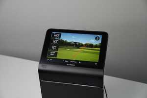 Monitor y Simulador de Golf de Alta Gama Approach R50 Premium, Pantalla Táctil a Color Integrada de 10 Pulgadas - Product Image 4