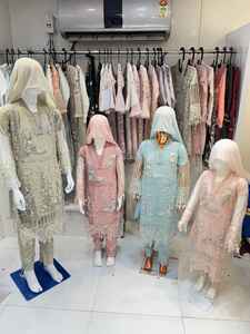 Kurta dupatta สำหรับงานเลี้ยงและพิธีการของผู้หญิงอินเดียแบบดั้งเดิมที่สง่างาม - Product Image 4