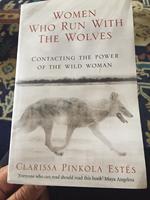 Mujeres que corren con los lobos: Mitos y historias del arquetipo de la mujer salvaje (Tapa blanda) Impresión por sublimación para adultos