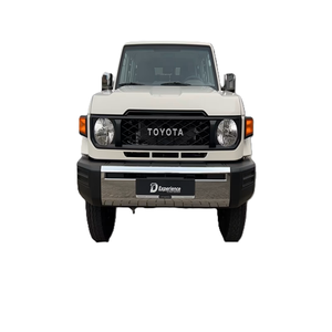 Toyota Land Cruiser Pickup Série 76 Blanc Phares Halogènes Volant à Gauche Voiture d'Occasion - Product Image 1