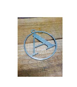 Adornos colgantes navideños de metal con detalles artesanales ideales para regalar y decorar el hogar durante el festival navideño - Product Image 6