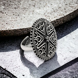 Anillo ajustable Sólido 925 Plata esterlina oxidada Aspecto vintage Joyería artesanal India Precio al por mayor Fabricante - Product Image 1