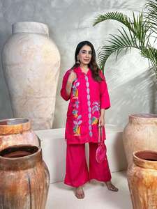 Ensemble de vêtements Vetican Lemon Tree Work Cordset Kurti élégant en 3 pièces pour femmes, pour la maison, le quotidien, les fêtes et les occasions spéciales - Product Image 2