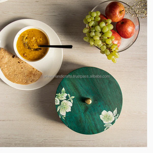 Caja de Chapati y roti redonda de madera hecha a mano con estampado de letras Floral Chapati Box Cazuela para Roti Brown Precio bajo de LUXURY CRAFTS - Product Image 3
