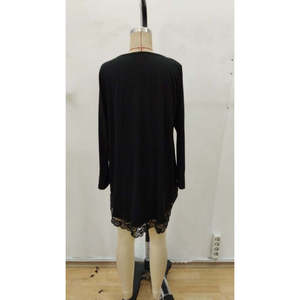 Blusa de Viscosa con Encaje y Corte Asimétrico de Manga Larga y Cuello Redondo para Mujer, de Jane's, para Uso Diario Informal, Cómoda y Elegante - Product Image 6