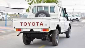 Precios Espléndidos, Calidad Maravillosa, Autos Usados LC79 2022 Doble Cabina V6 Híbrido con Techo Panorámico, Volante a la Izquierda - Product Image 1